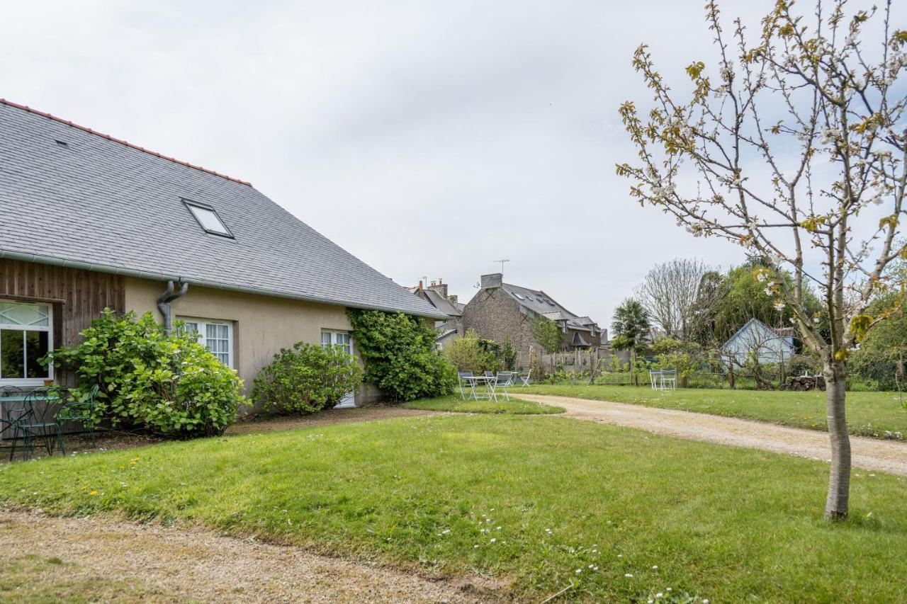 Gite Le Bisquin Cancale Exteriör bild
